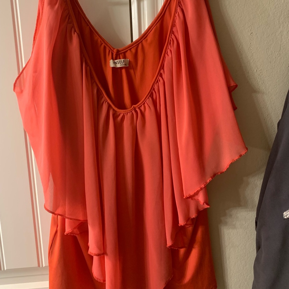 Orange layered tank